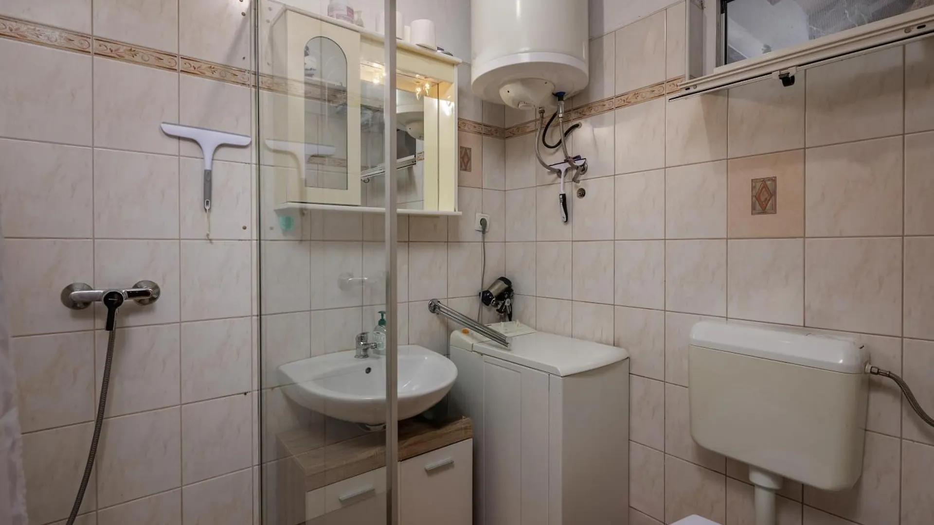 Countryside Apartments - Happy Rentals 拉宾 0*,  克罗地亚